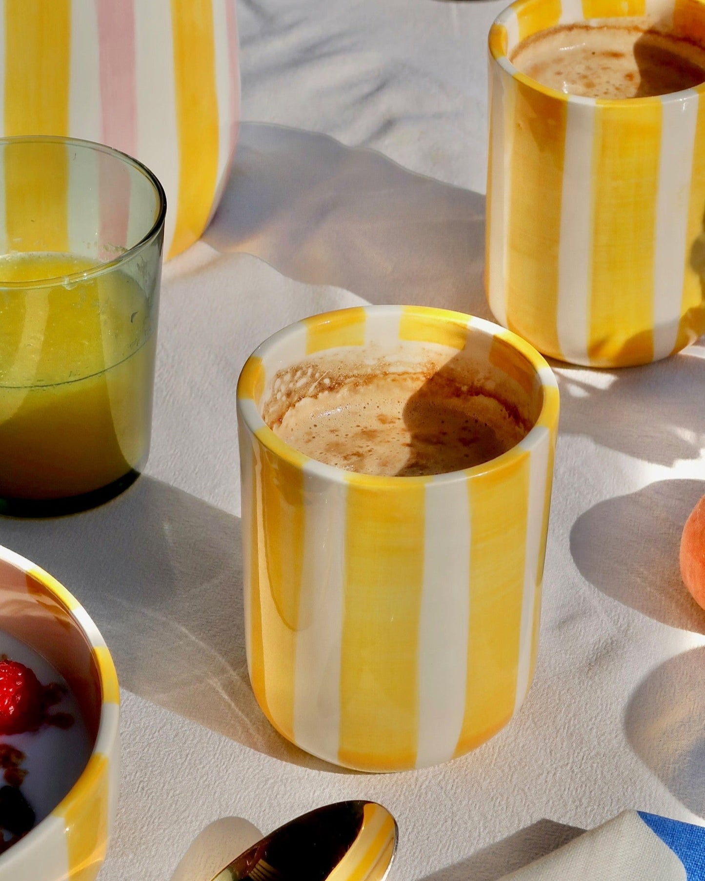 Cup Yellow Luna