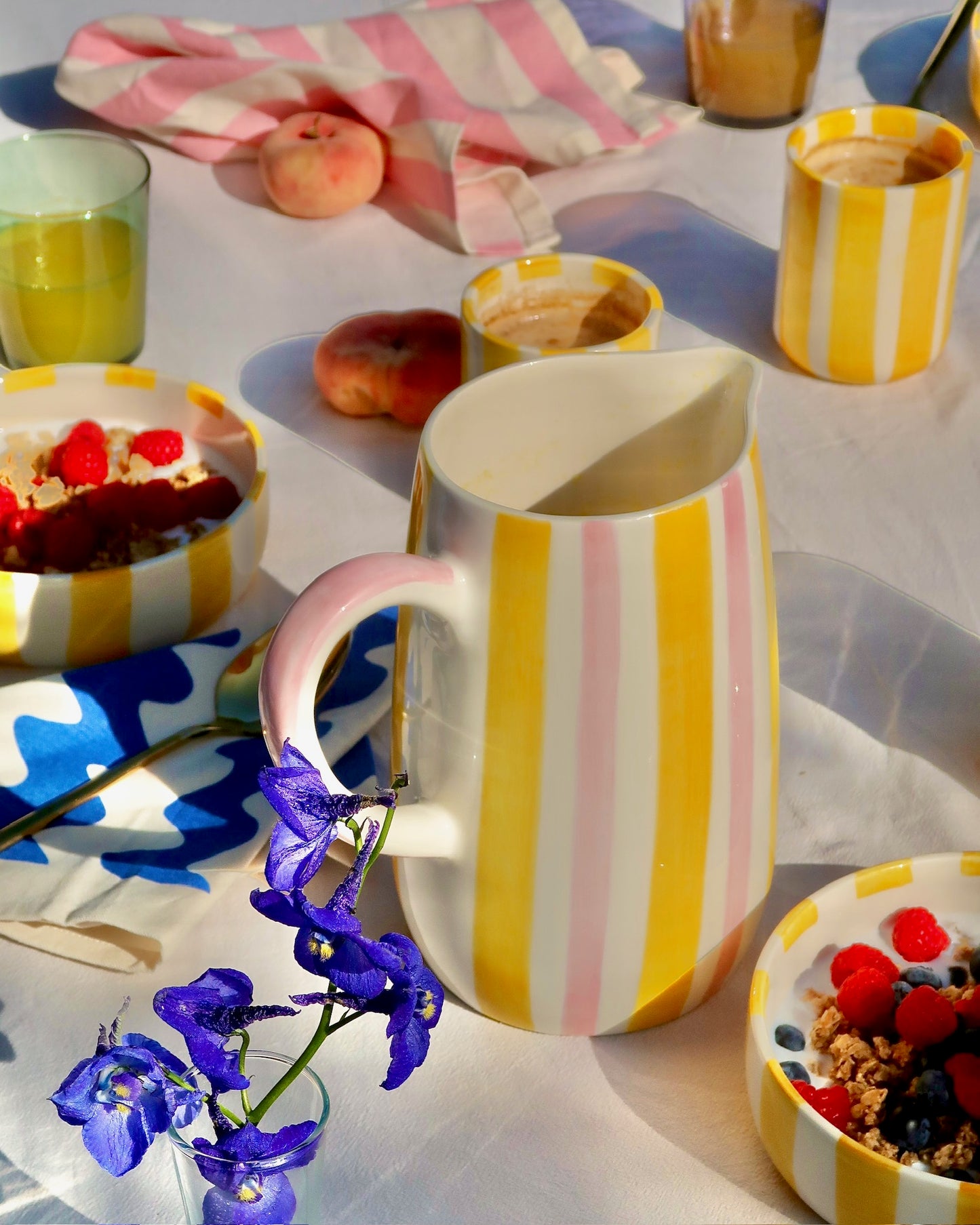 Jug Pink/Yellow Saar