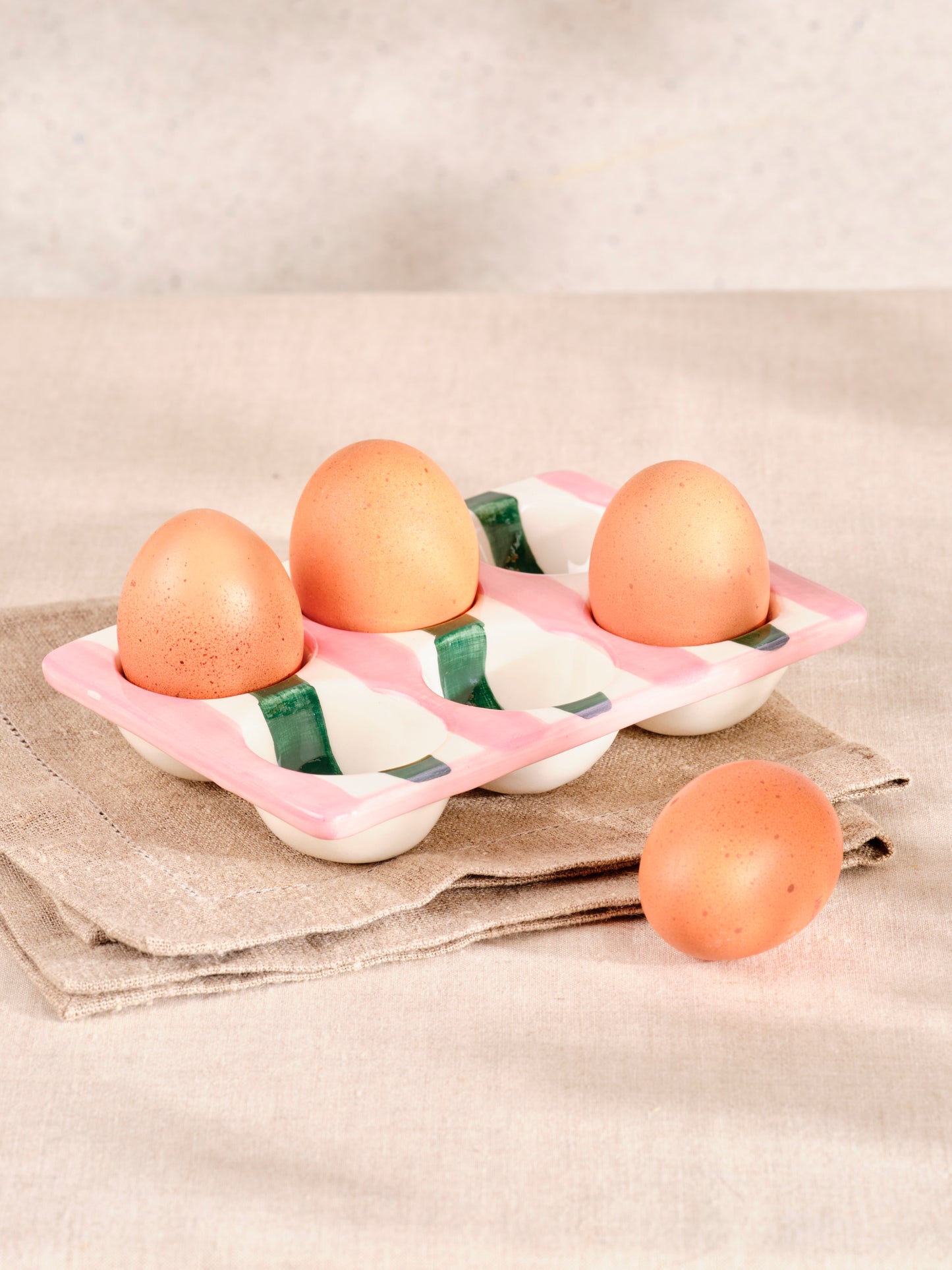 Eggholder Green/Pink Bold Fleur