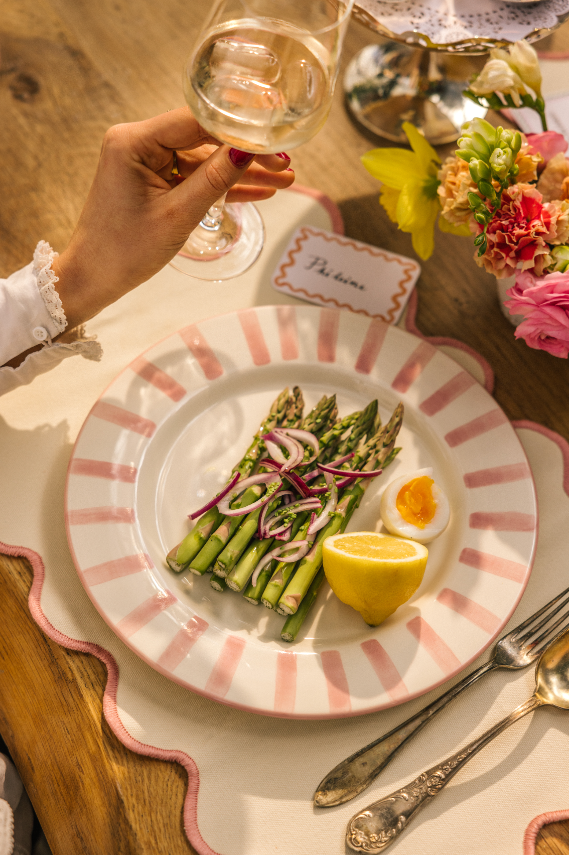 Dinner Plate Pink Iris