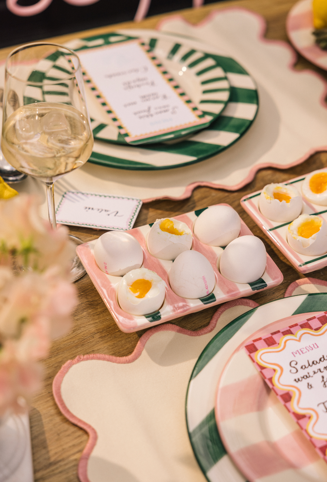 Eggholder Green/Pink Bold Fleur