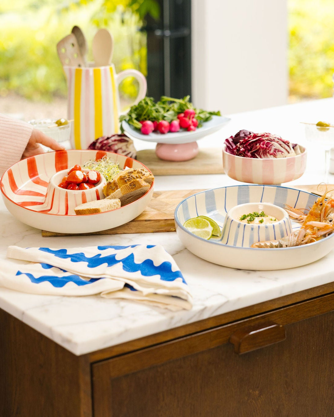 Chip 'N Dip Bowl Red/Pink Lizzy