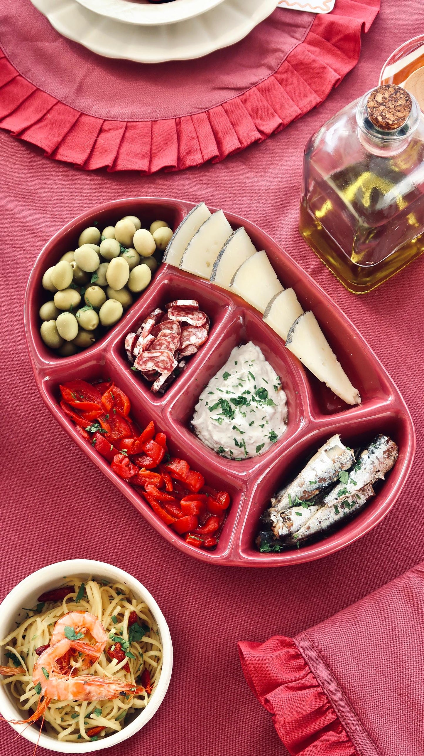 Snack Platter Burgundy Nova